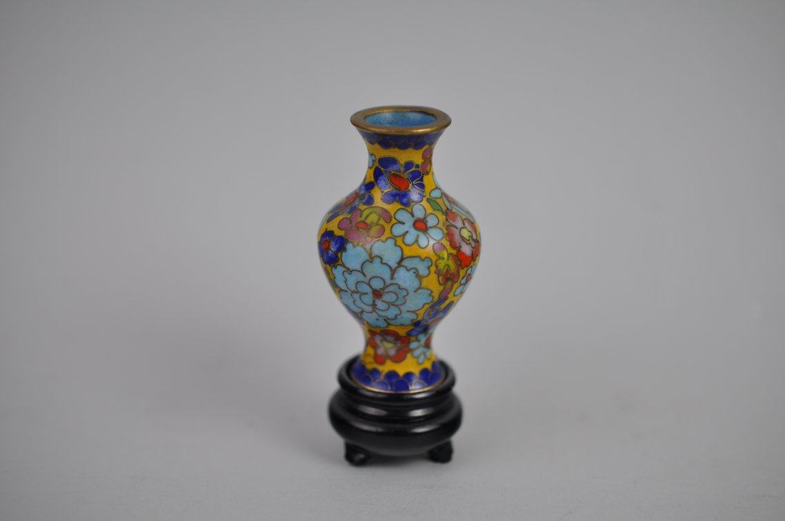 Chinese Cloisonné Floral Vase Collection, photo 18 of 29