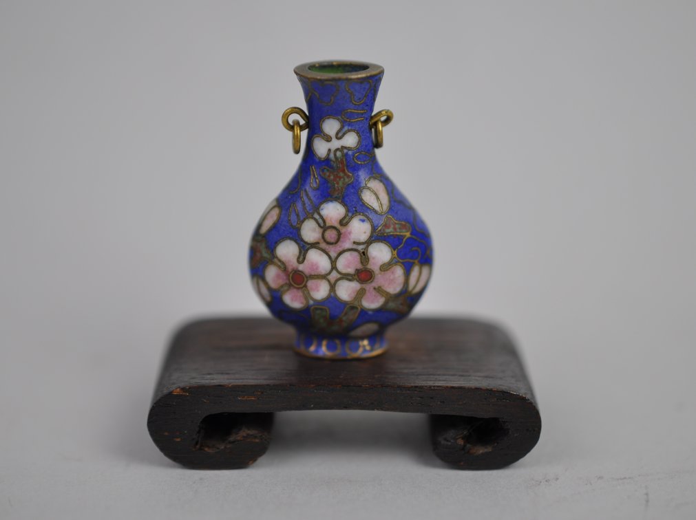 Chinese Cloisonné Floral Vase Collection, photo 26 of 29