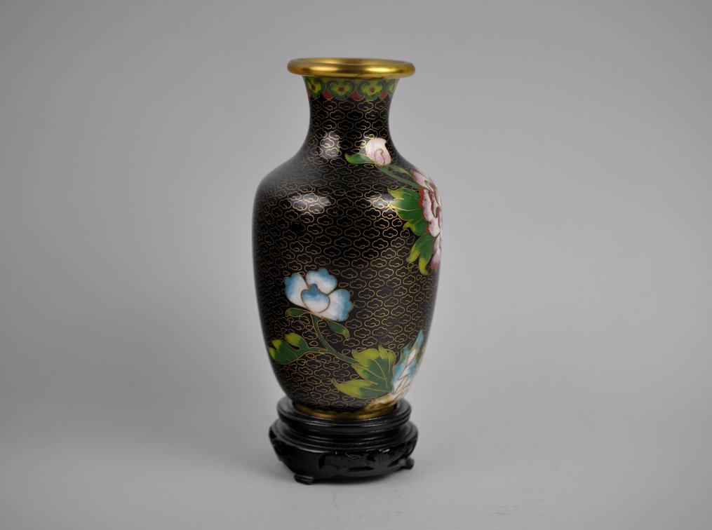 Chinese Cloisonné  Black Floral Vases Pair, photo 14 of 19