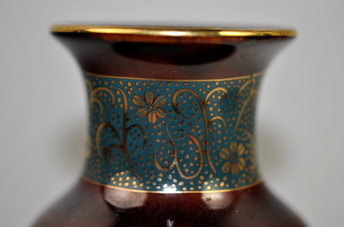 Japanese Arita Bird and Floral Vase and Charger, photo 13 of 21