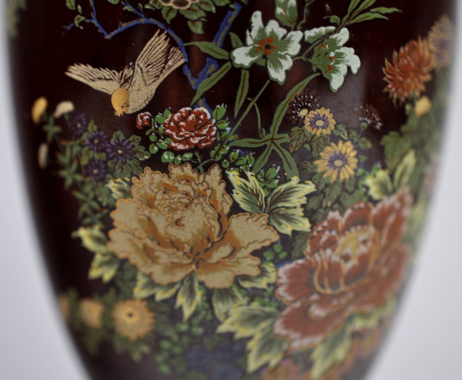 Japanese Arita Bird and Floral Vase and Charger, photo 15 of 21