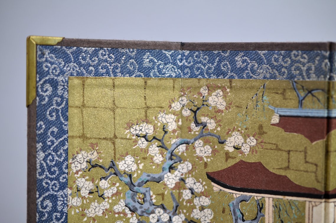 Miniature Four-Panel Folding Byōbu with Horse Stable Scene, photo 2 of 9