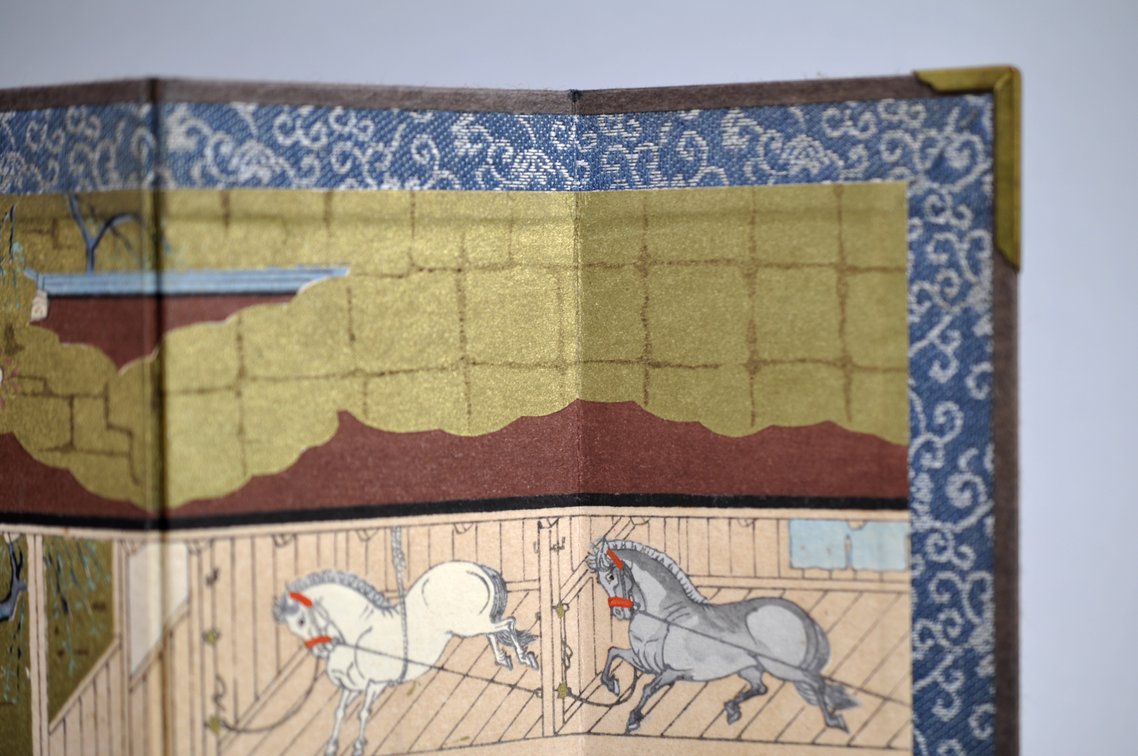 Miniature Four-Panel Folding Byōbu with Horse Stable Scene, photo 4 of 9