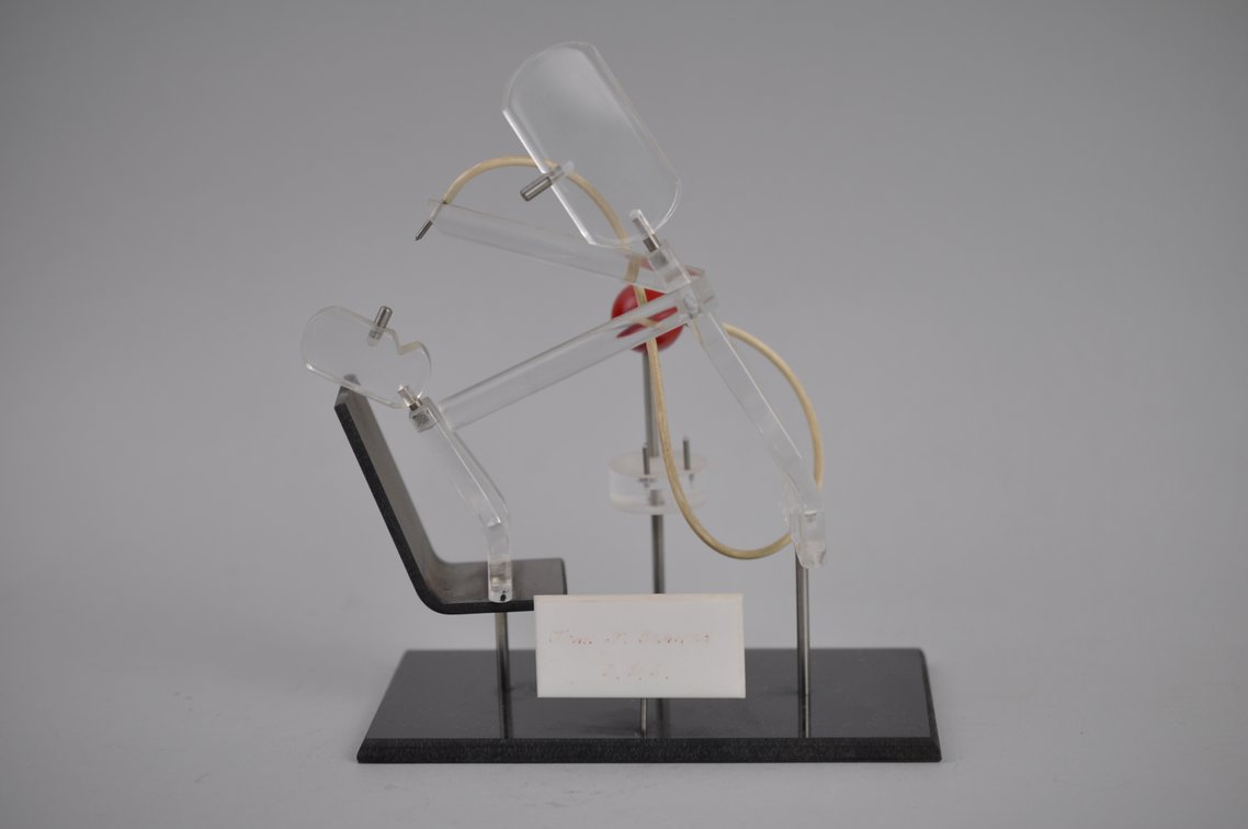 Dentist Themed Sculpture & Mechanical Bank, photo 33 of 34