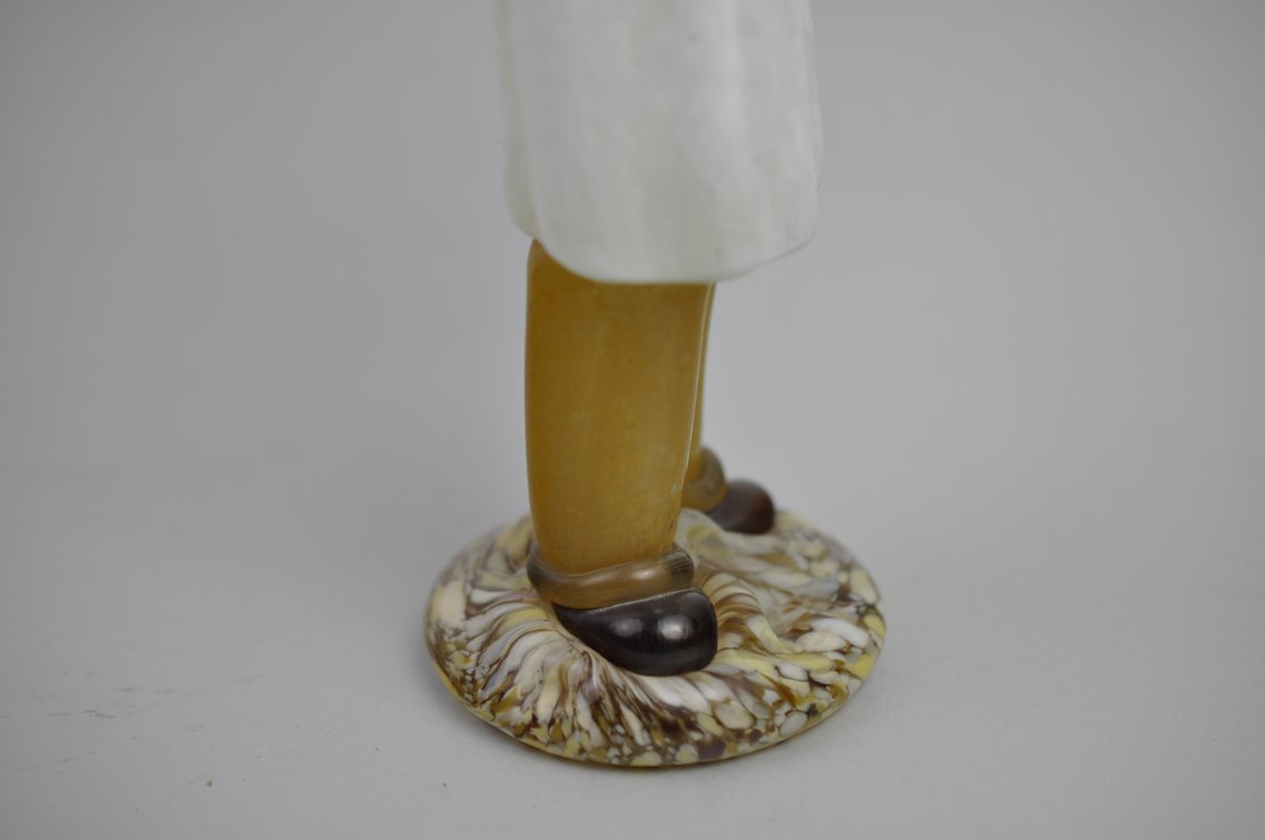 Specialty Dentist Sculptures and Painting, photo 20 of 39