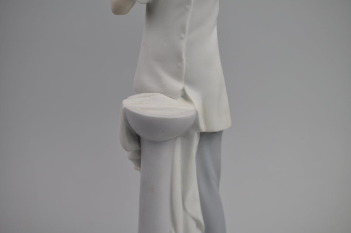 Specialty Dentist Sculptures and Painting, photo 33 of 39