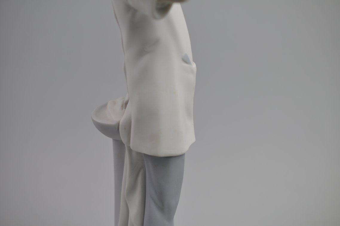 Specialty Dentist Sculptures and Painting, photo 36 of 39