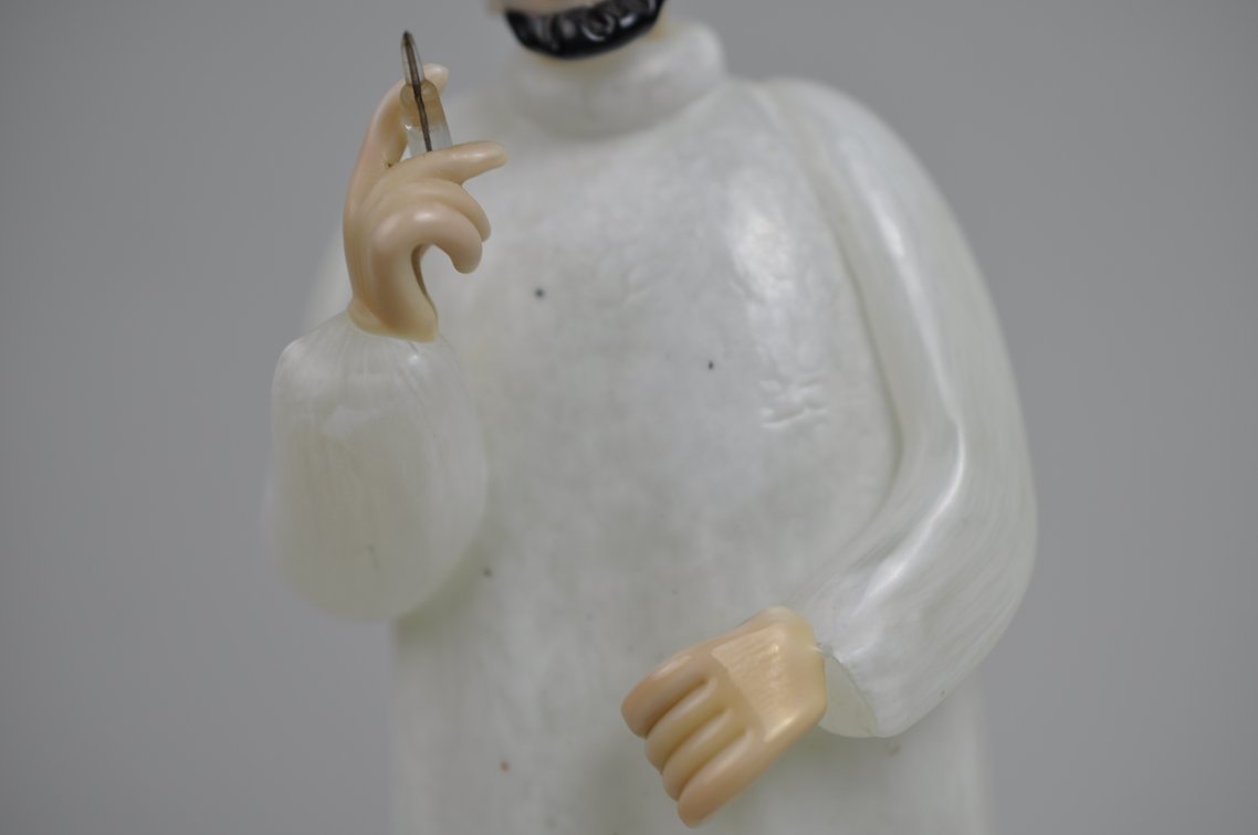 Specialty Dentist Sculptures and Painting, photo 8 of 39