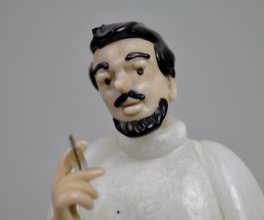 Specialty Dentist Sculptures and Painting, photo 7 of 39