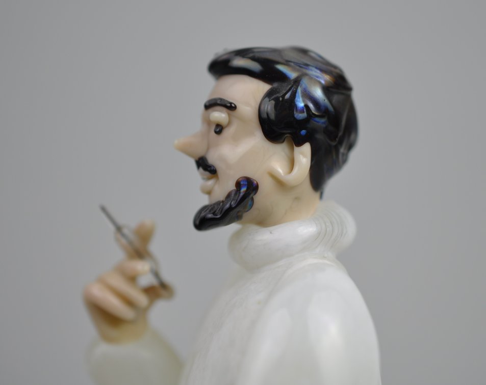 Specialty Dentist Sculptures and Painting, photo 12 of 39