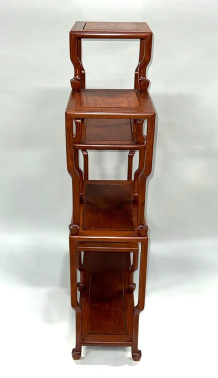 Asymmetrical Duobaoge Display Shelf / Étagère, photo 8 of 14