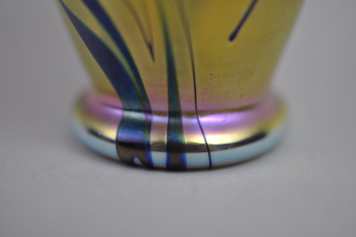 Lundberg Signed Dragonfly Iridescent Miniature Vase, photo 4 of 16
