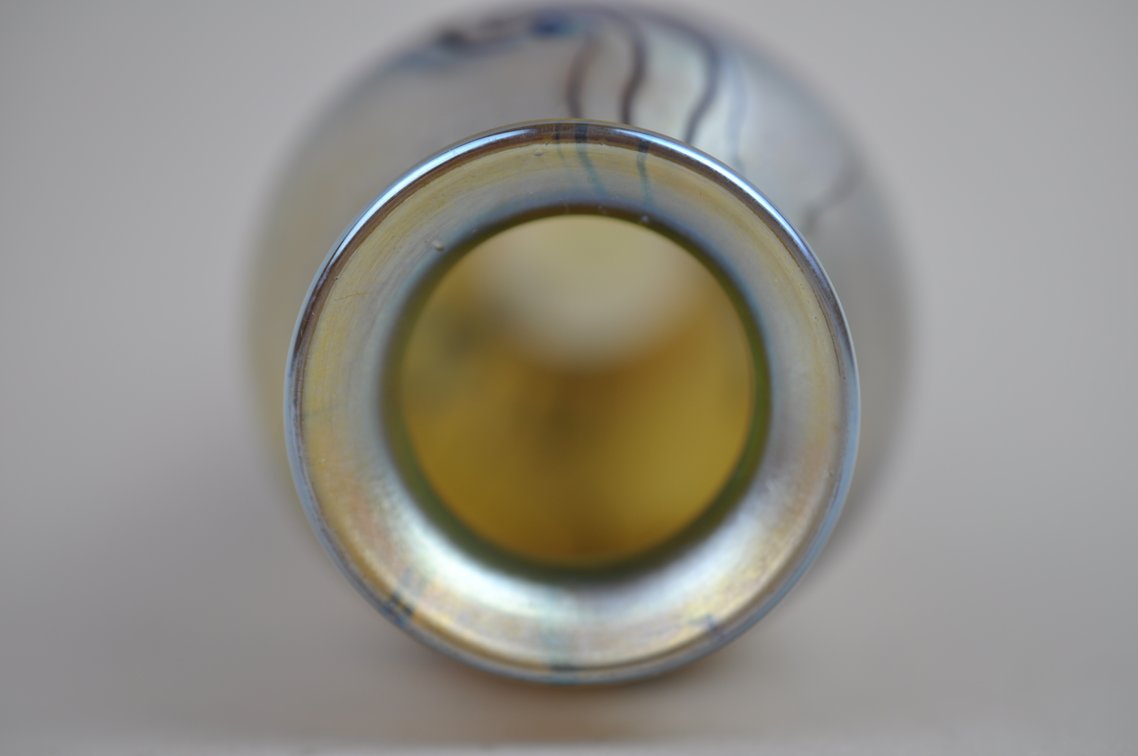 Lundberg Signed Dragonfly Iridescent Miniature Vase, photo 11 of 16