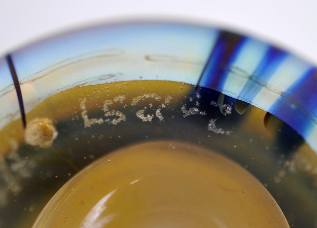 Lundberg Signed Dragonfly Iridescent Miniature Vase, photo 16 of 16