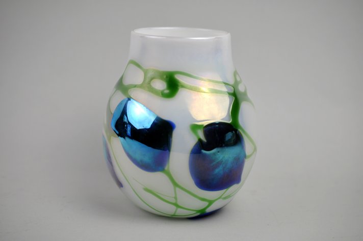 Charles Lotton 1973 Hand Blown Art Glass Vase