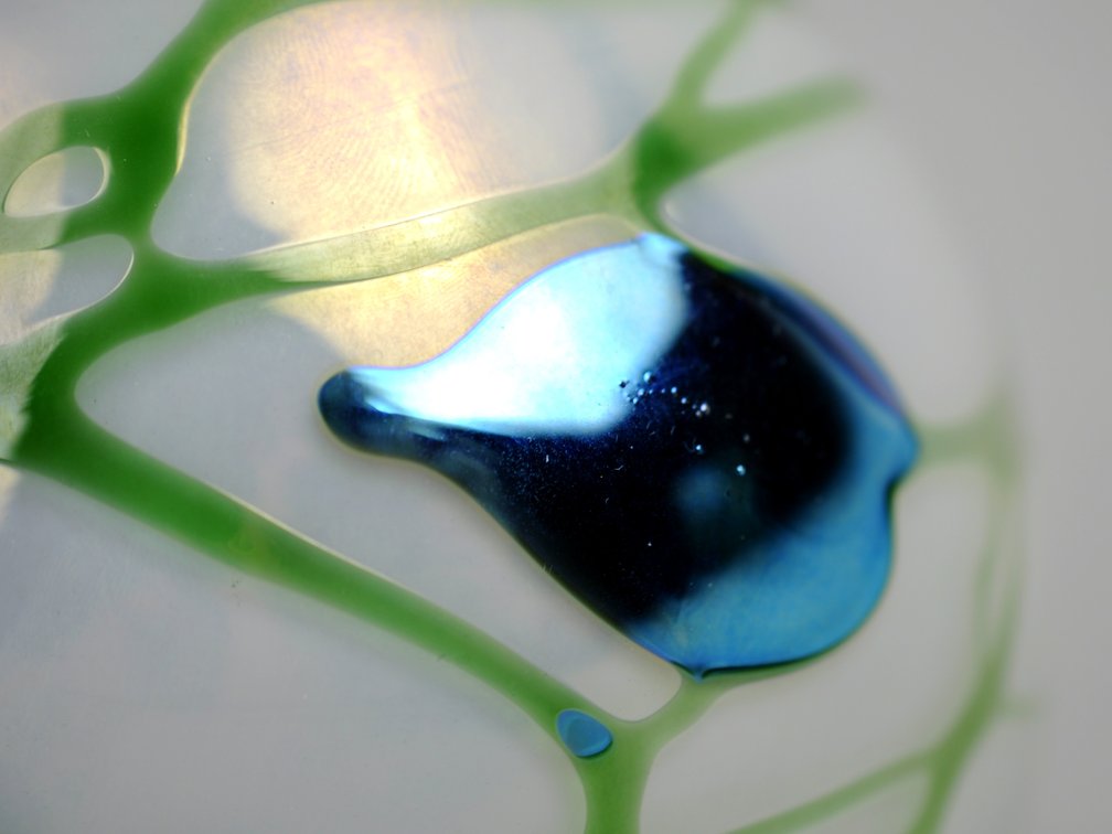 Charles Lotton 1973 Hand Blown Art Glass Vase, photo 7 of 12