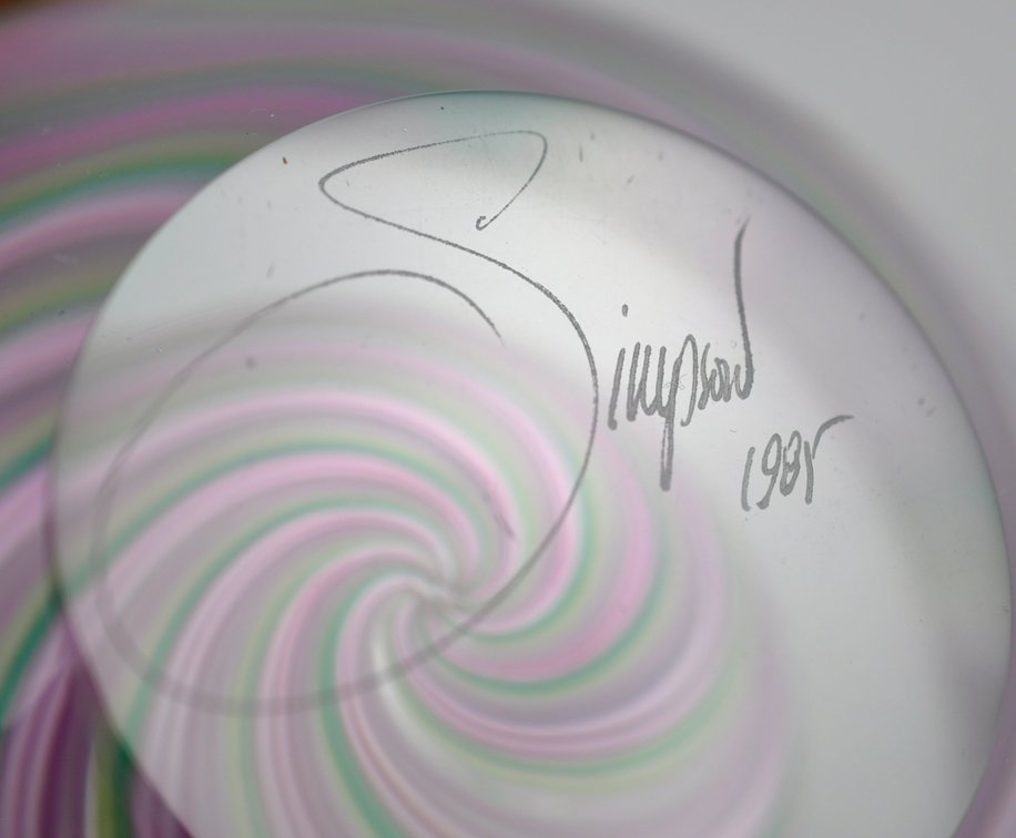 Josh Simpson Pink & Green Spiral Art Glass Vase, photo 11 of 12