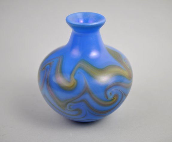Mark Peiser 1973 Iridescent Opalescent Swirl Vase