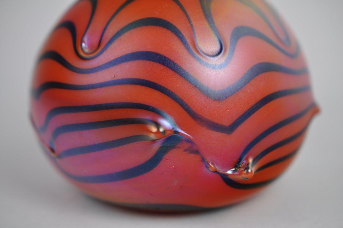 Charles Lotton Red Glass Vase w/ Drips, photo 5 of 9