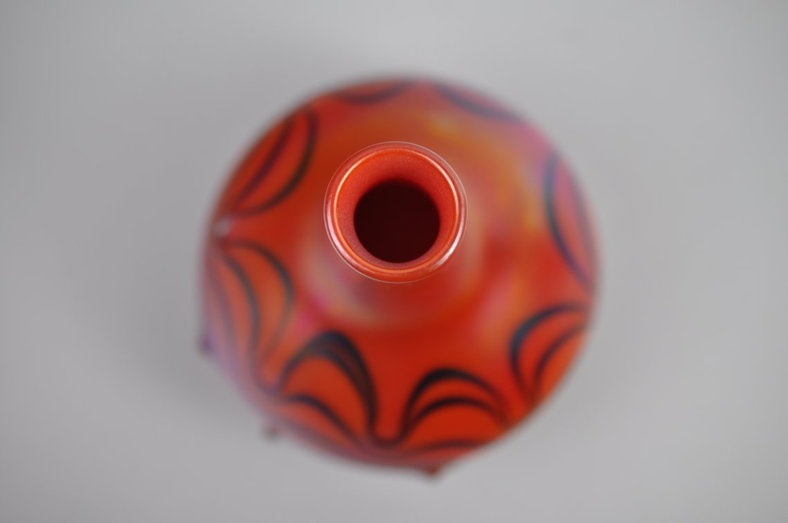Charles Lotton Red Glass Vase w/ Drips, photo 7 of 9