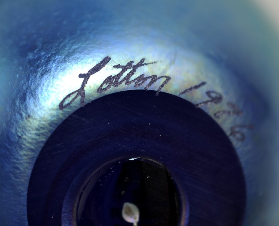 Charles Lotton Blue Iridescent Art Glass Vase, photo 7 of 8