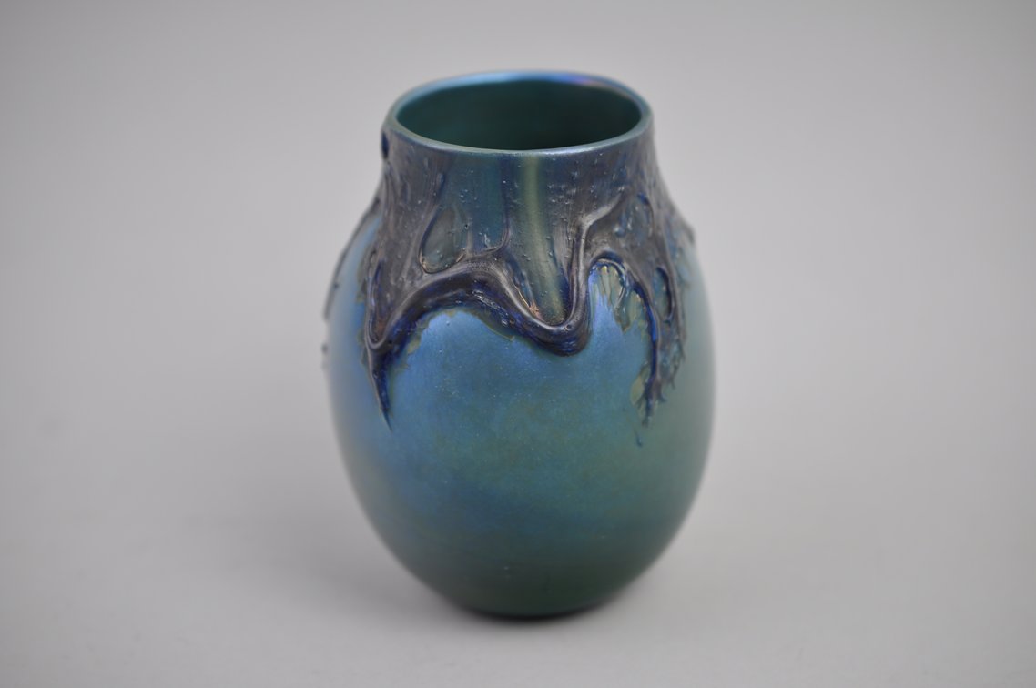 Charles Lotton Blue Iridescent Lava Glass Vase, photo 3 of 9