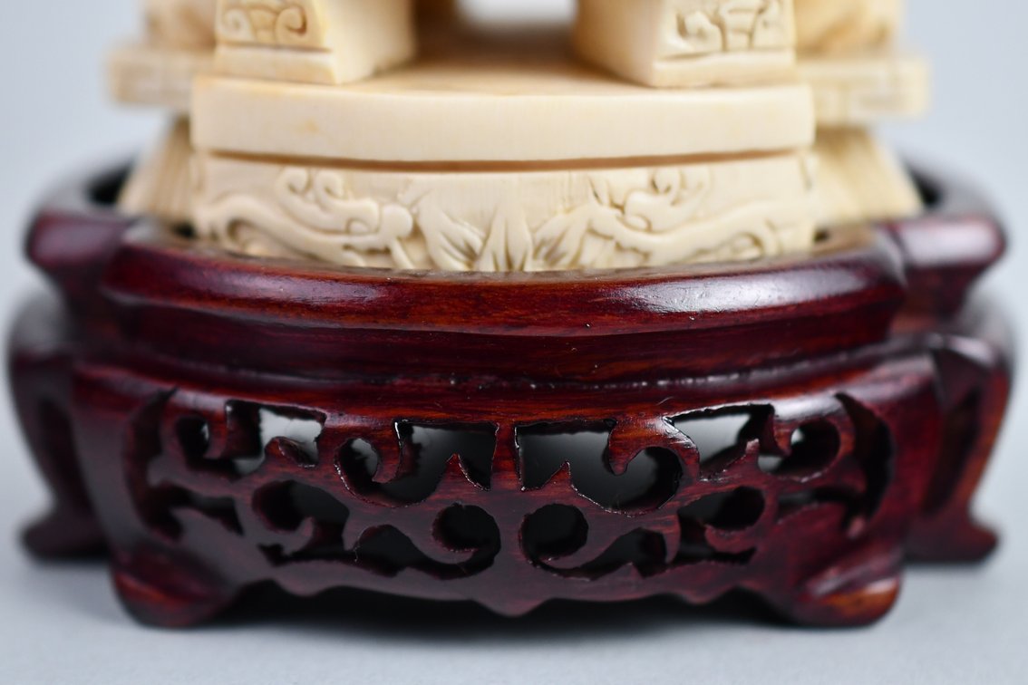 Chinese Emperor & Empress Carved Figures, photo 7 of 50