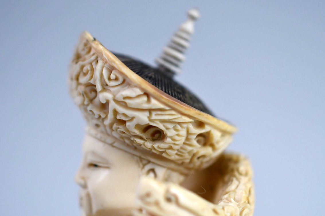 Chinese Emperor & Empress Carved Figures, photo 9 of 50