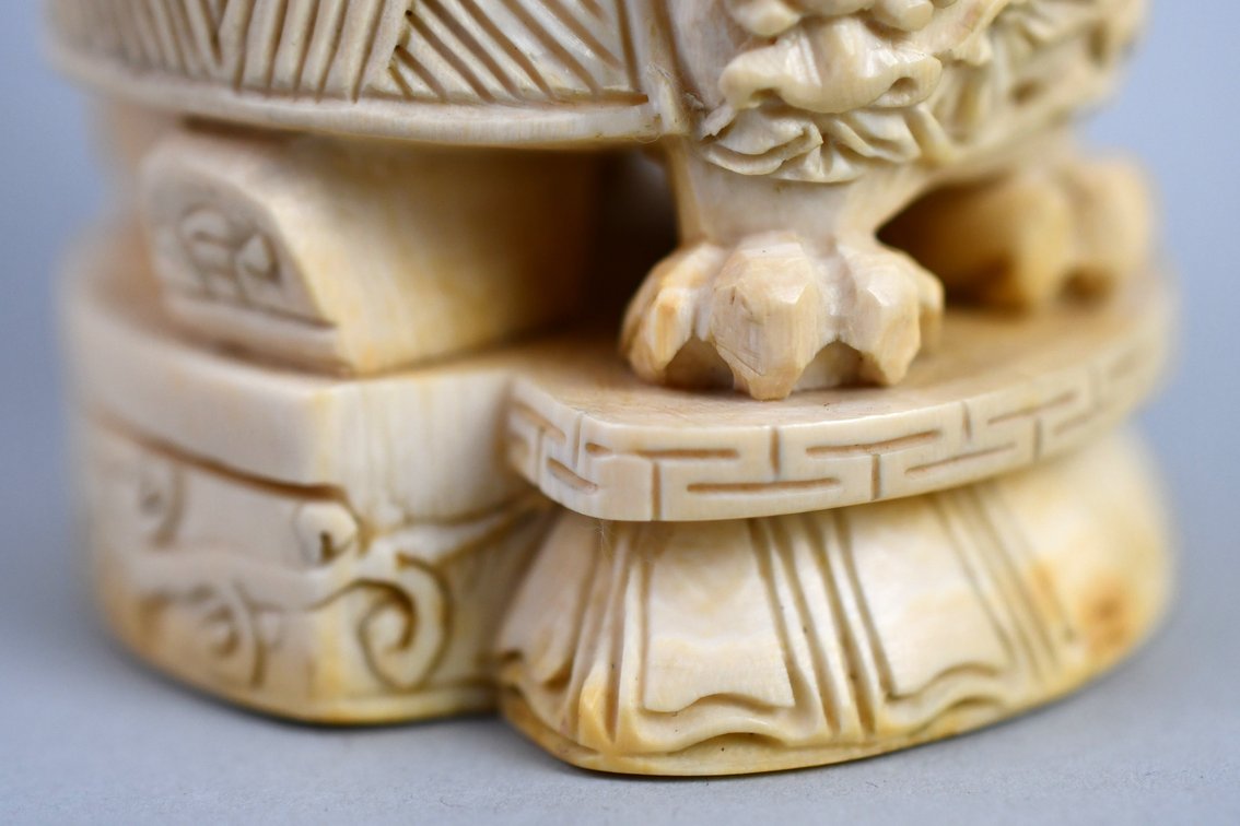 Chinese Emperor & Empress Carved Figures, photo 14 of 50