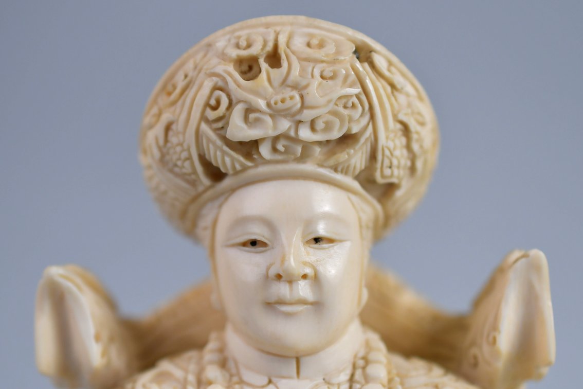Chinese Emperor & Empress Carved Figures, photo 28 of 50