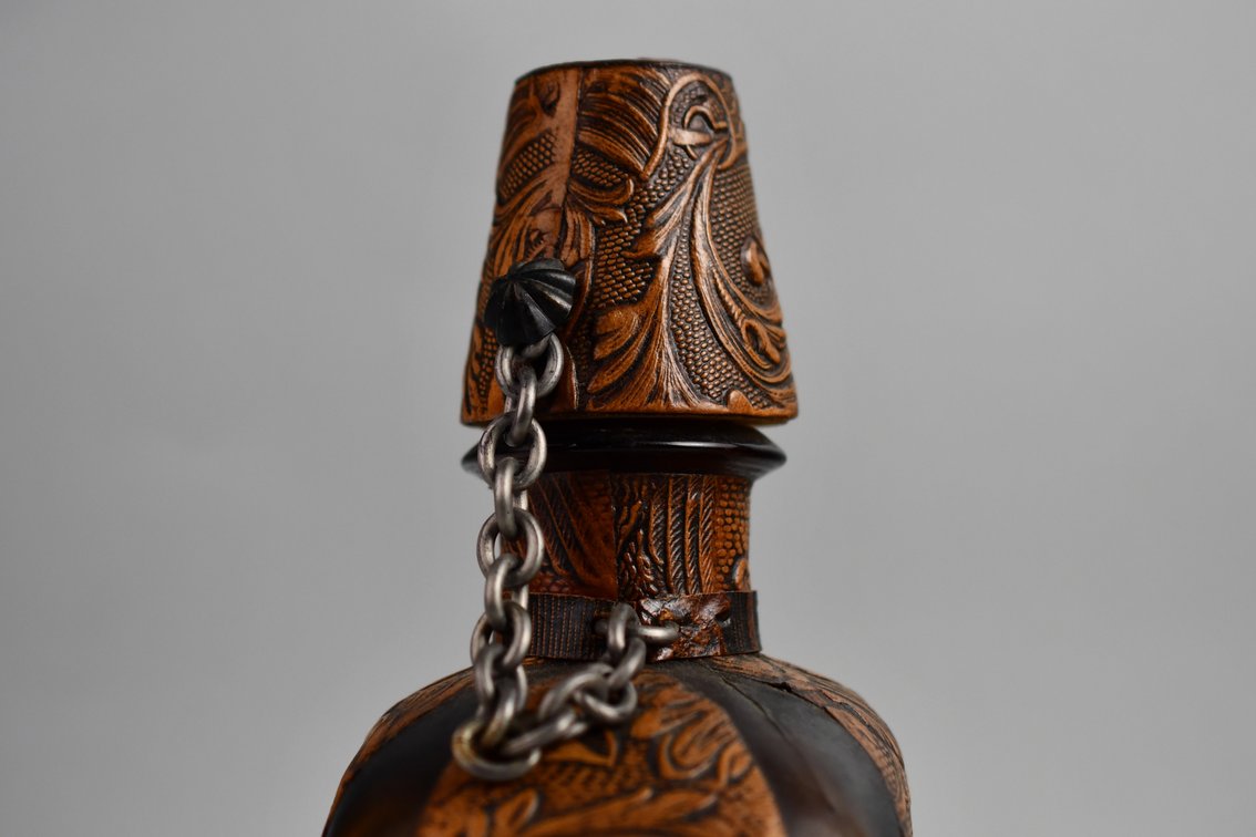 Spanish Cordoba Embossed Leather Wrapped Flask, photo 14 of 17