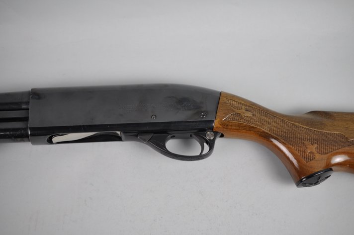 Remington 870 12 gauge Shotgun & Extra Barrel