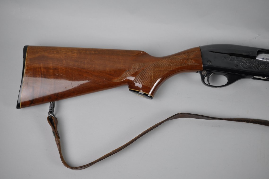 Remington 1100 12 Gauge Rifle, photo 3 of 16