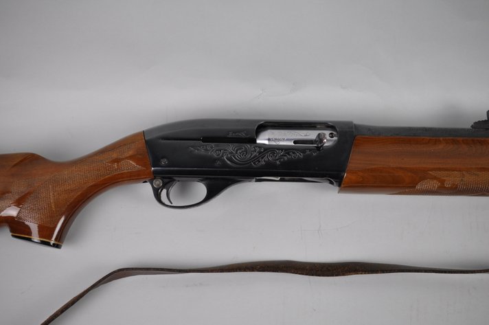 Remington 1100 12 Gauge Rifle