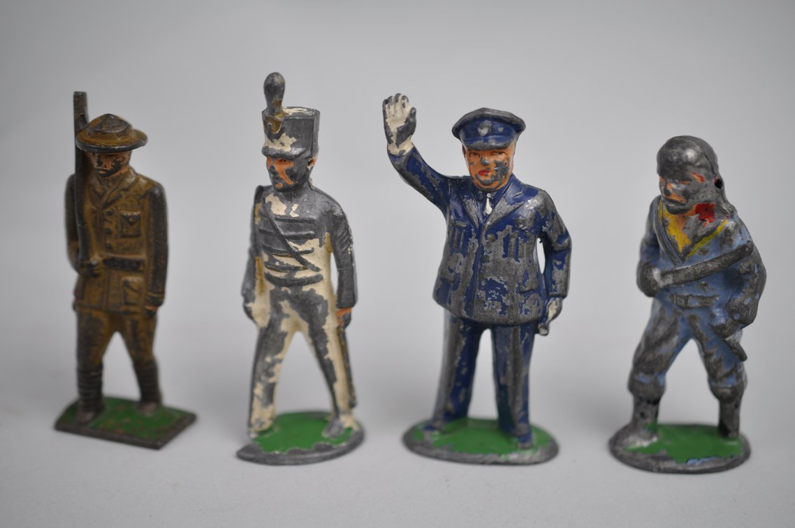 Metal Interwar/ Early WWII Dimestore Figures, photo 12 of 33