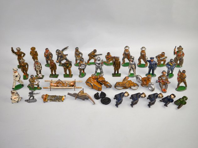 Metal Interwar/ Early WWII Dimestore Figures