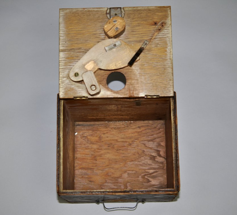 Antique Oak Church Offering/Alms Box Stand, photo 9 of 22