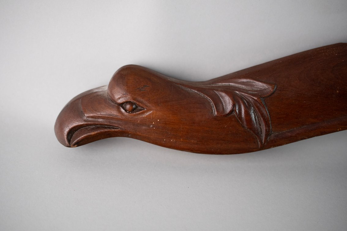Carved Wooden Eagle Cresting Rail Pediment, photo 2 of 10