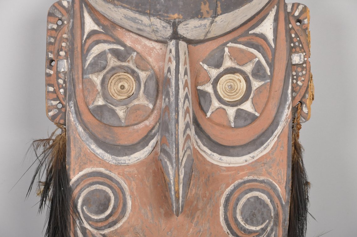 Papua New Guinea Ceremonial Gable Mask, photo 2 of 6