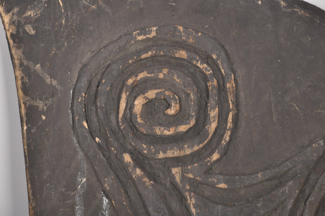 Lumie War Shield, Papua New Guinea, photo 5 of 6