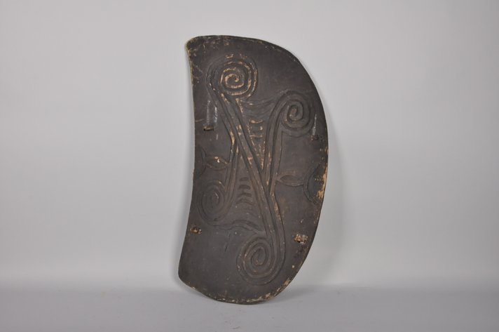 Lumie War Shield, Papua New Guinea