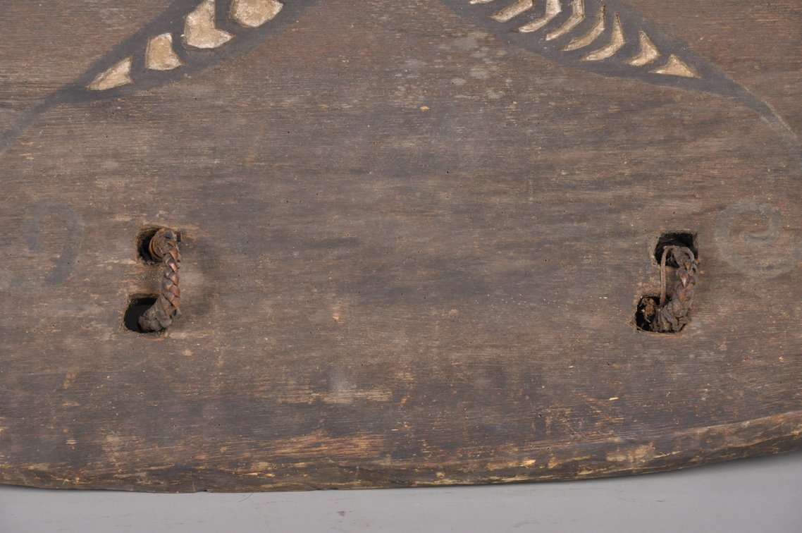 War Shield, Papua New Guinea, photo 6 of 7