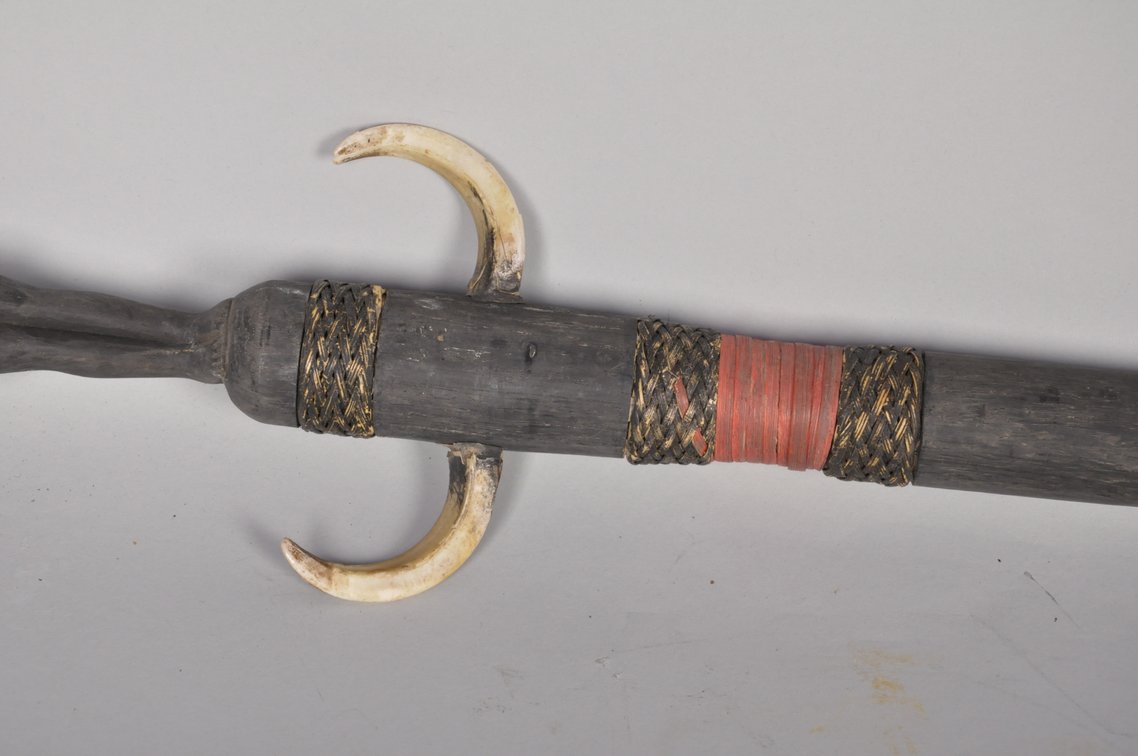 20th Century Filipino Boar Tusk Staff with a Carved Figure, photo 7 of 12