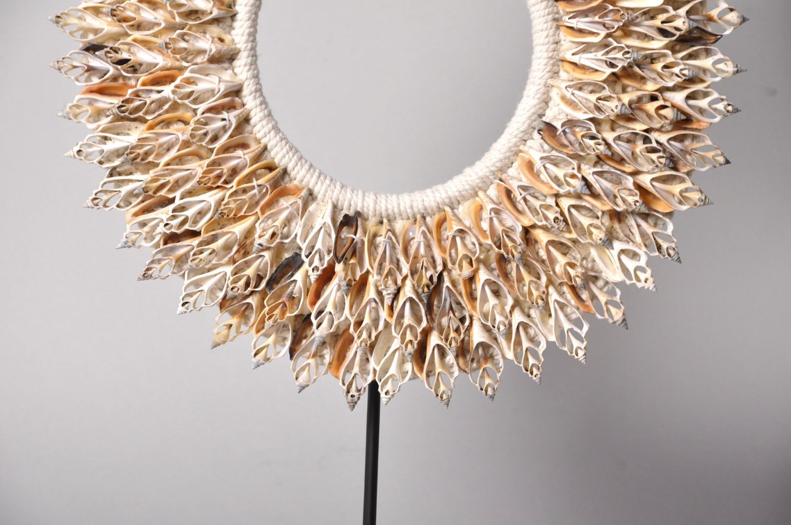 Papua New Guinea Decorative Shell Tribal Necklace, photo 6 of 12