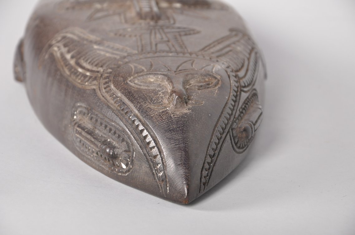 Siassi Carved Clan Bowl, Papua New Guinea, photo 5 of 8