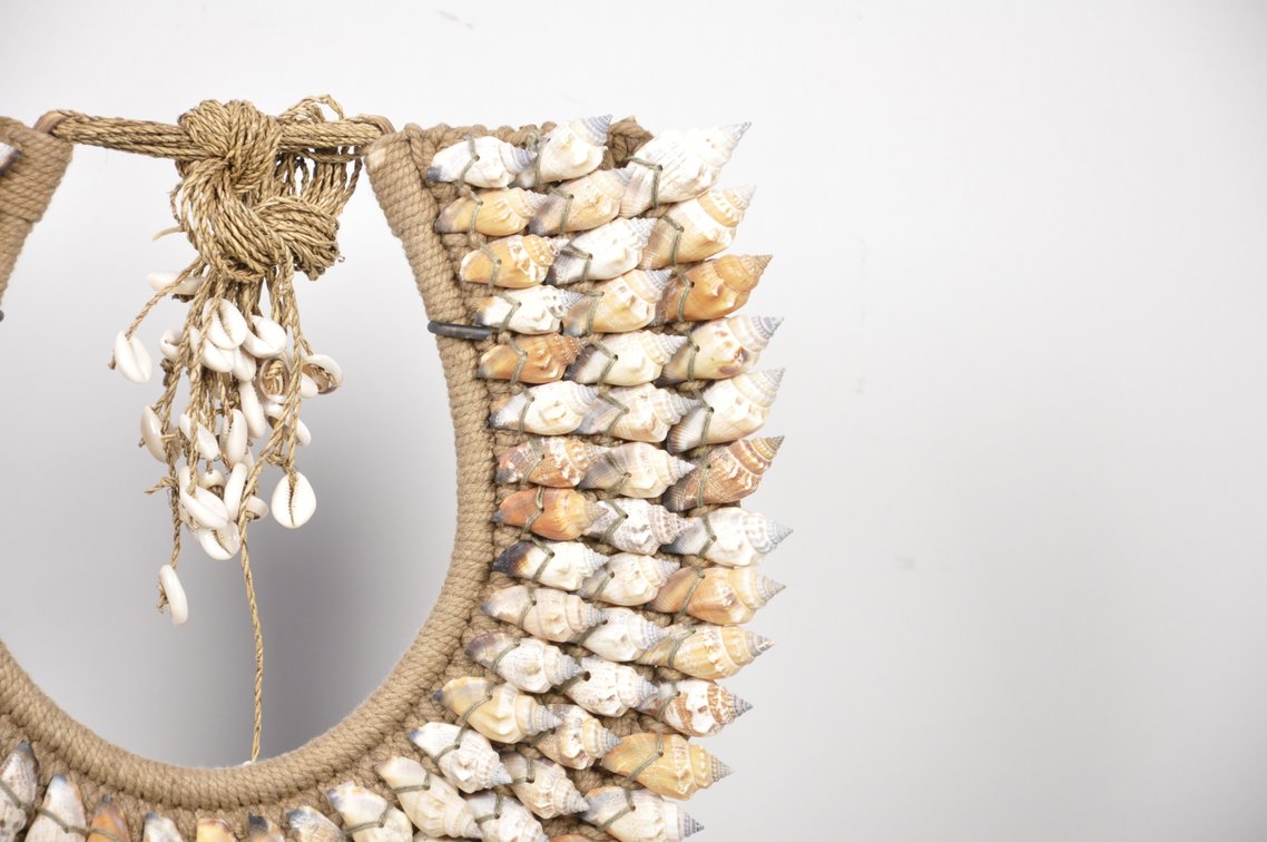 Papua New Guinea Shell Tribal Necklace Bib, photo 6 of 8