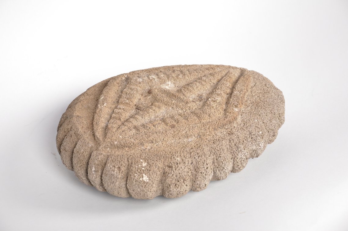 Hawaiian Lava Carved Stone, photo 6 of 8