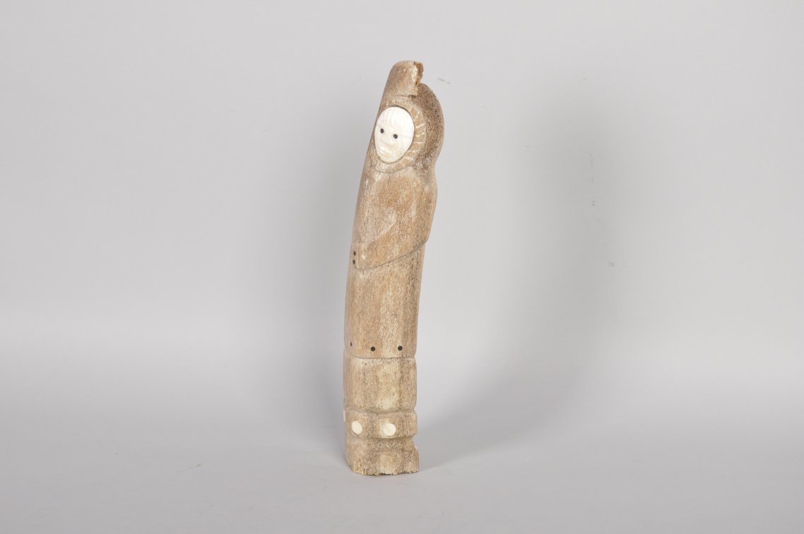 Inuit Whale Bone Carved Eskimo Sculpture, photo 10 of 12
