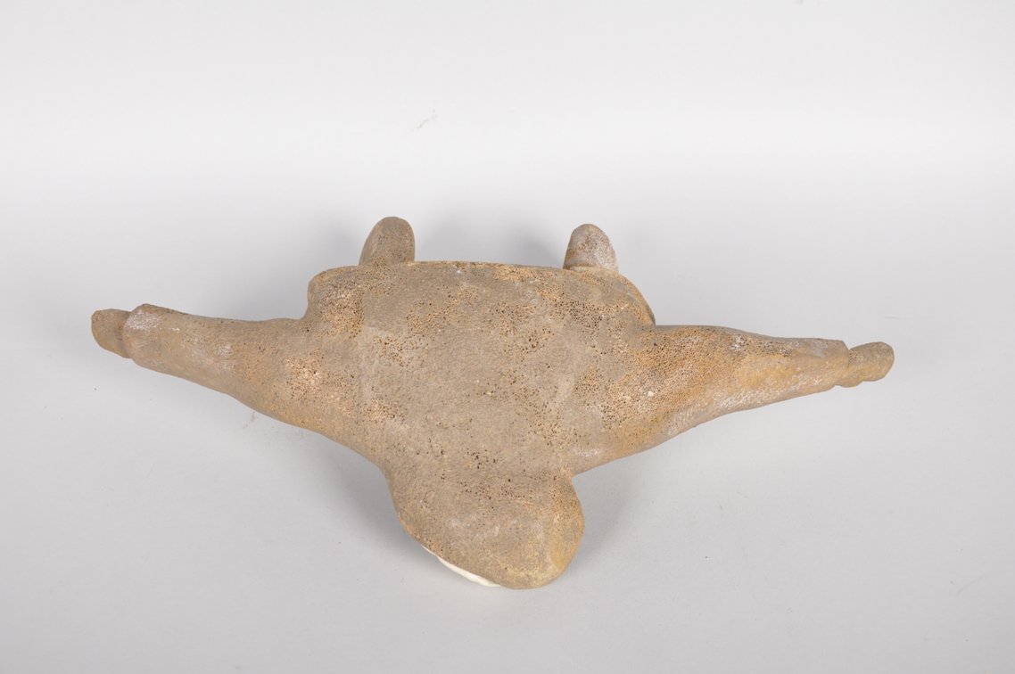 Inuit Whale Bone Carved Eskimo Sculpture, photo 7 of 11