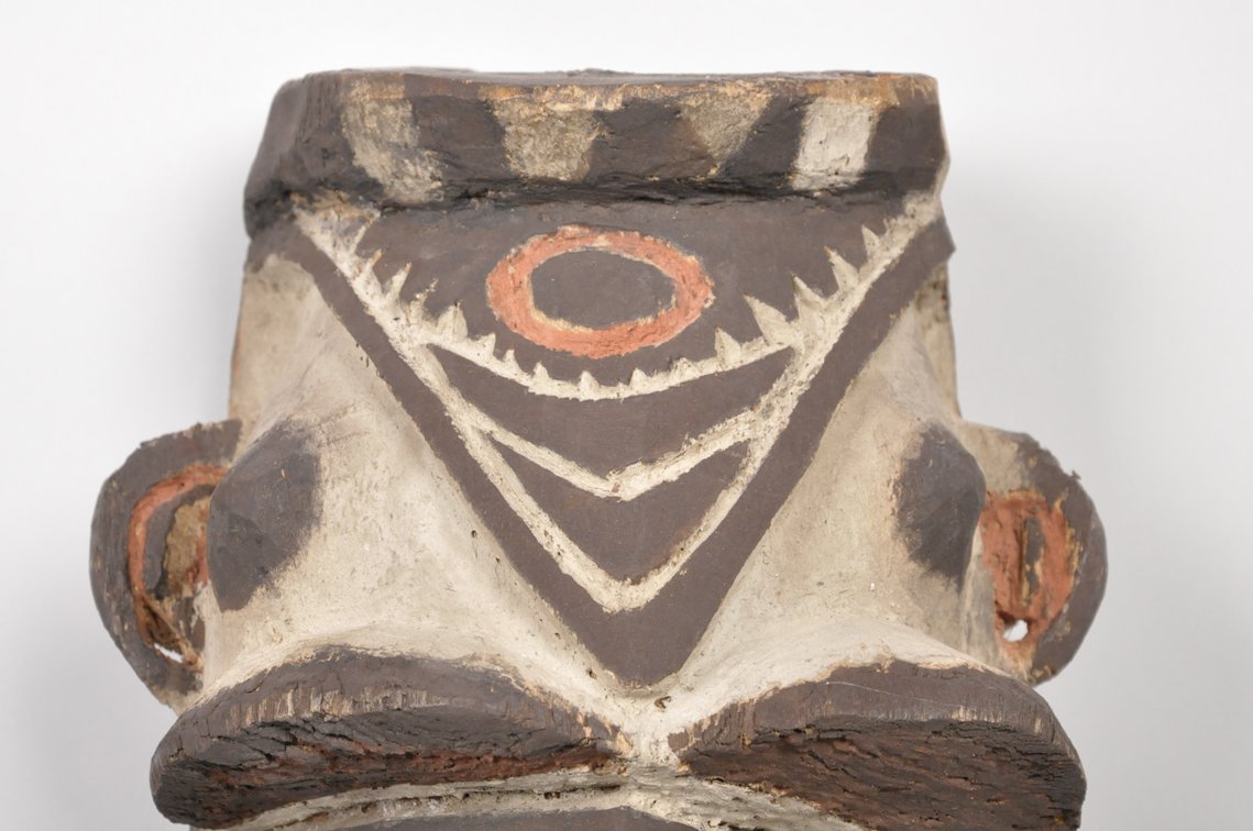 Papua New Guinea Kovave Wooden Painted Spirit Mask, photo 2 of 6